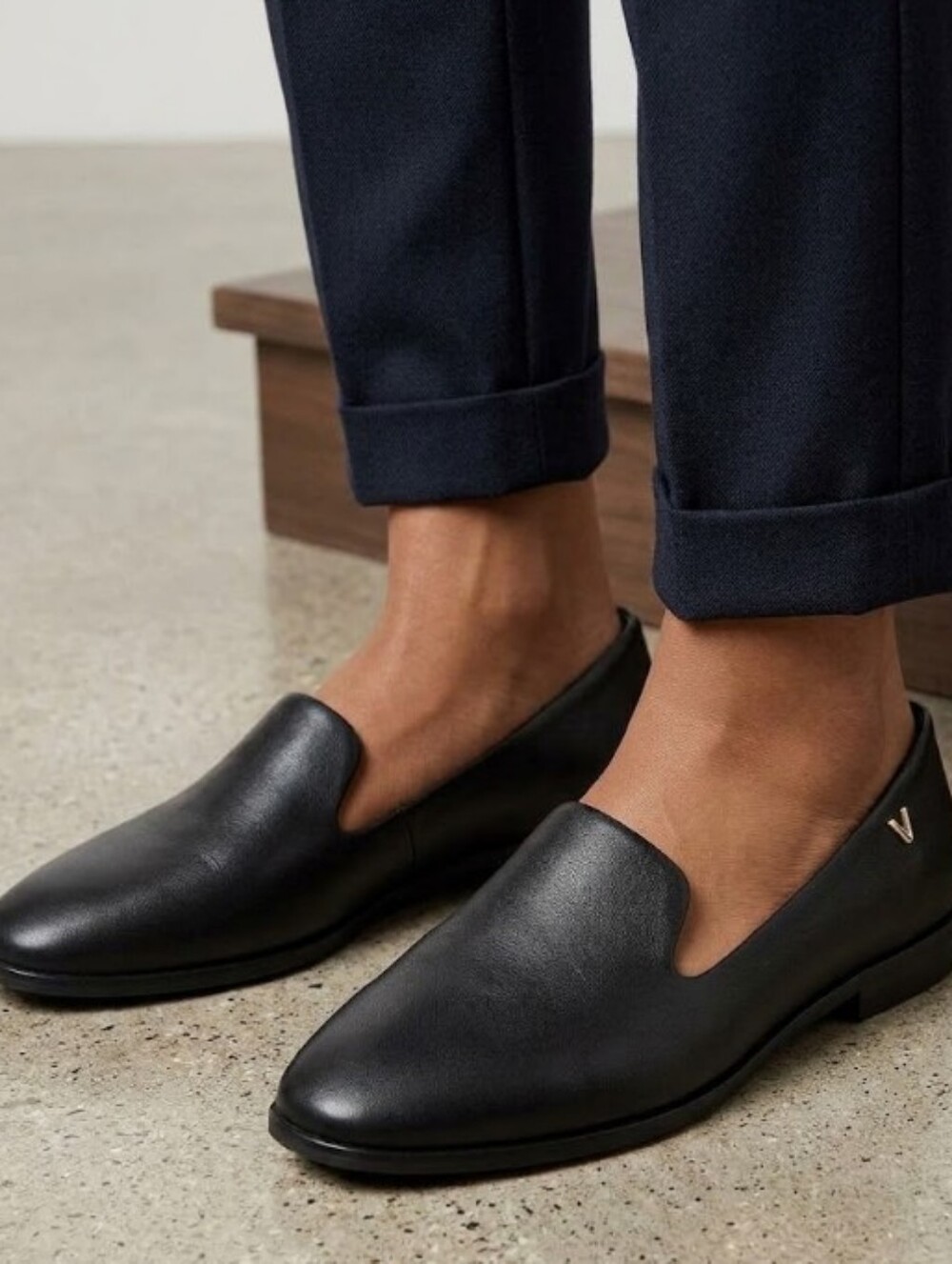 NWOT Vionic Willa 2.0 Women's Black Loafers (Sz 9.5) - Classic Minimalist Ortho